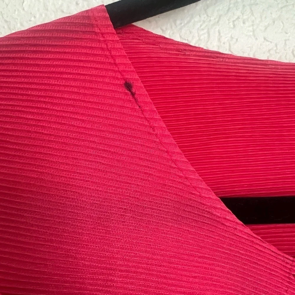 Pink Pleated Cardigan with Flowers - Picture 8 of 8
